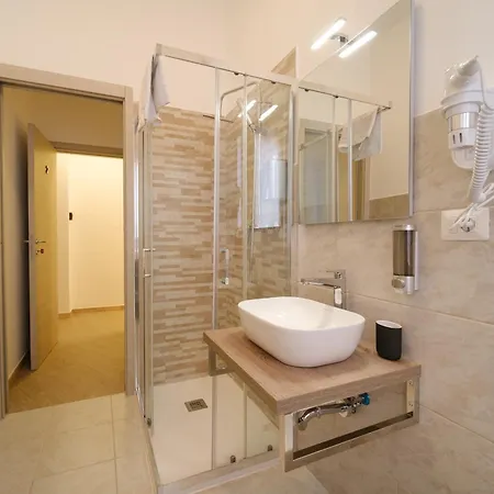 ゲストハウス Domus Equi