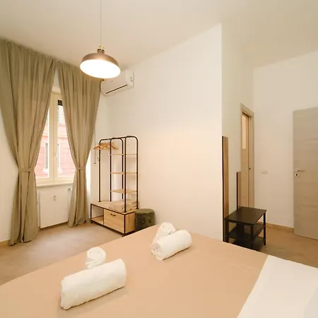 Domus Equi 4* ローマ